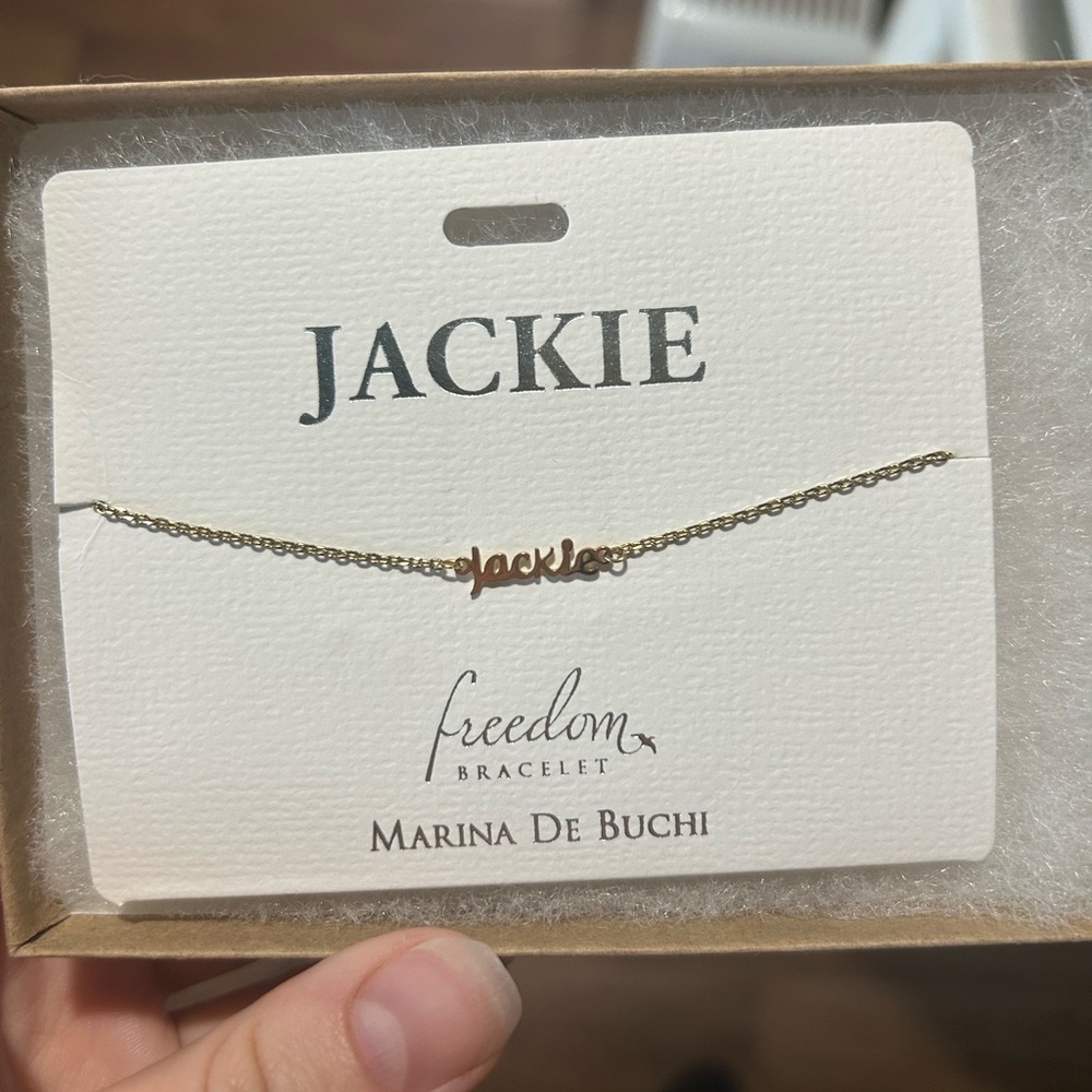 Brand new bracelet, fake gold